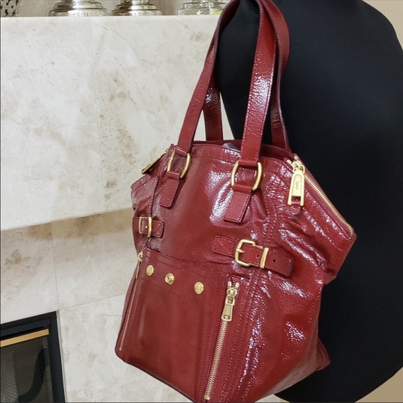 YSL Patent Leather Bag - Picture 5 of 7